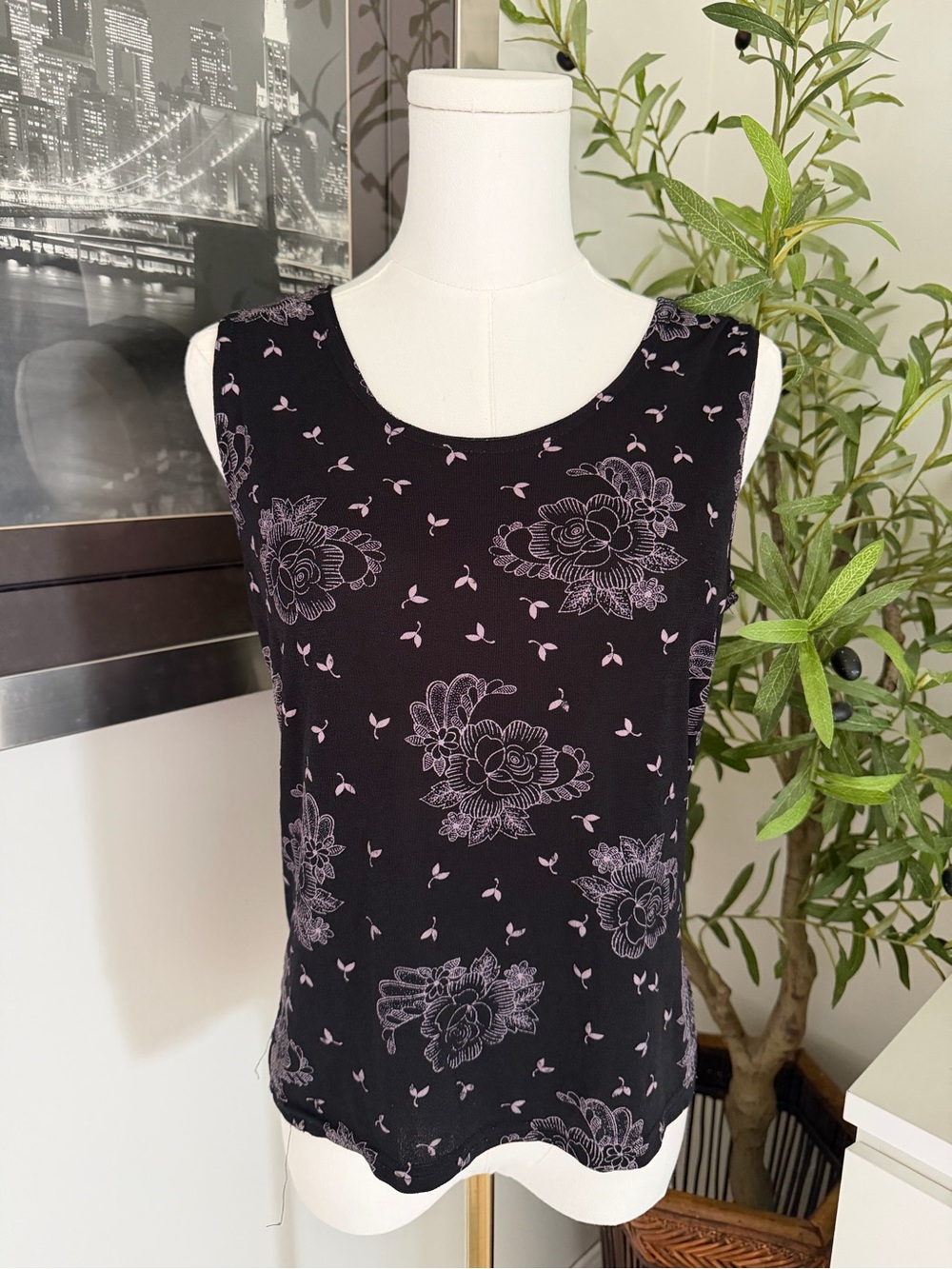 ACW Design Black Pink Floral Sleeveless Top